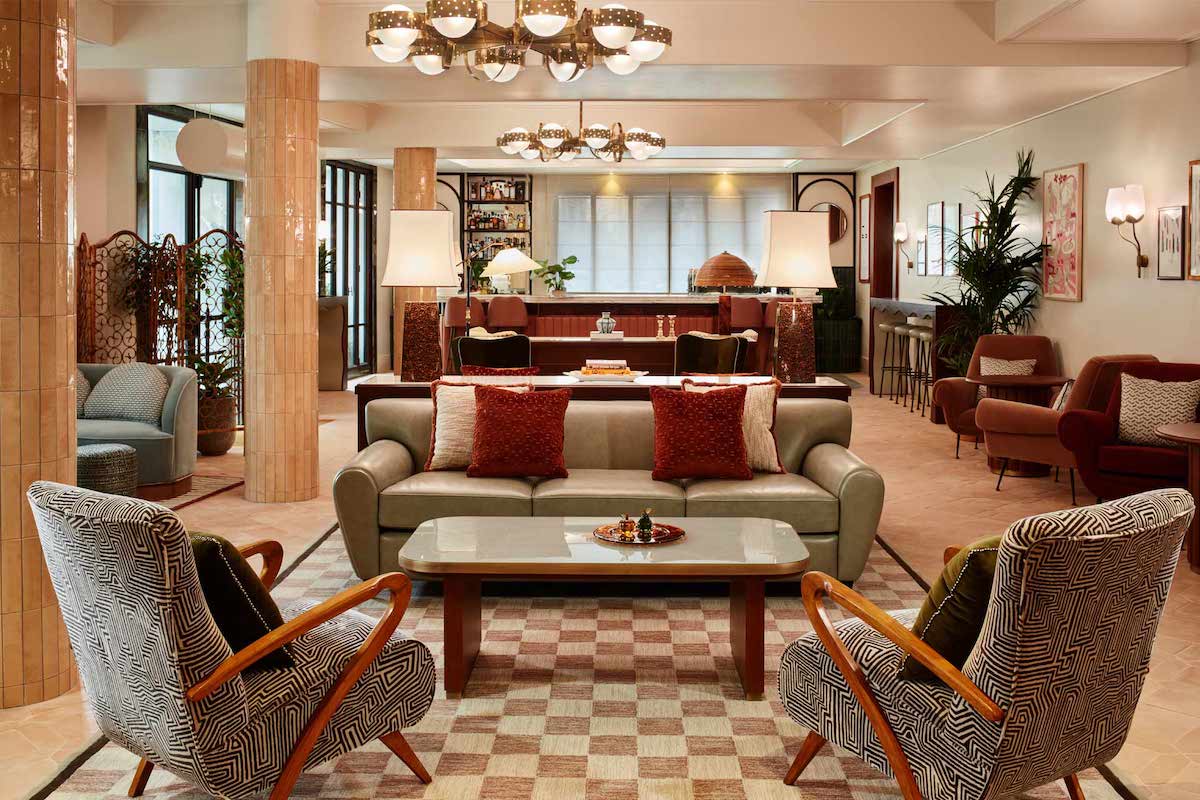 Public areas at Hoxton Florence - luxurious and understated