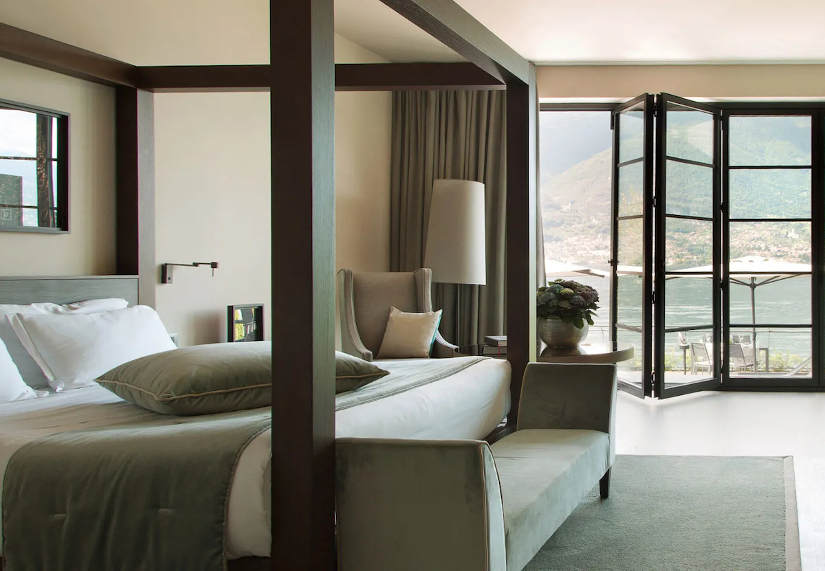 Modern guestroom inside Filario Hotels in Lake Como