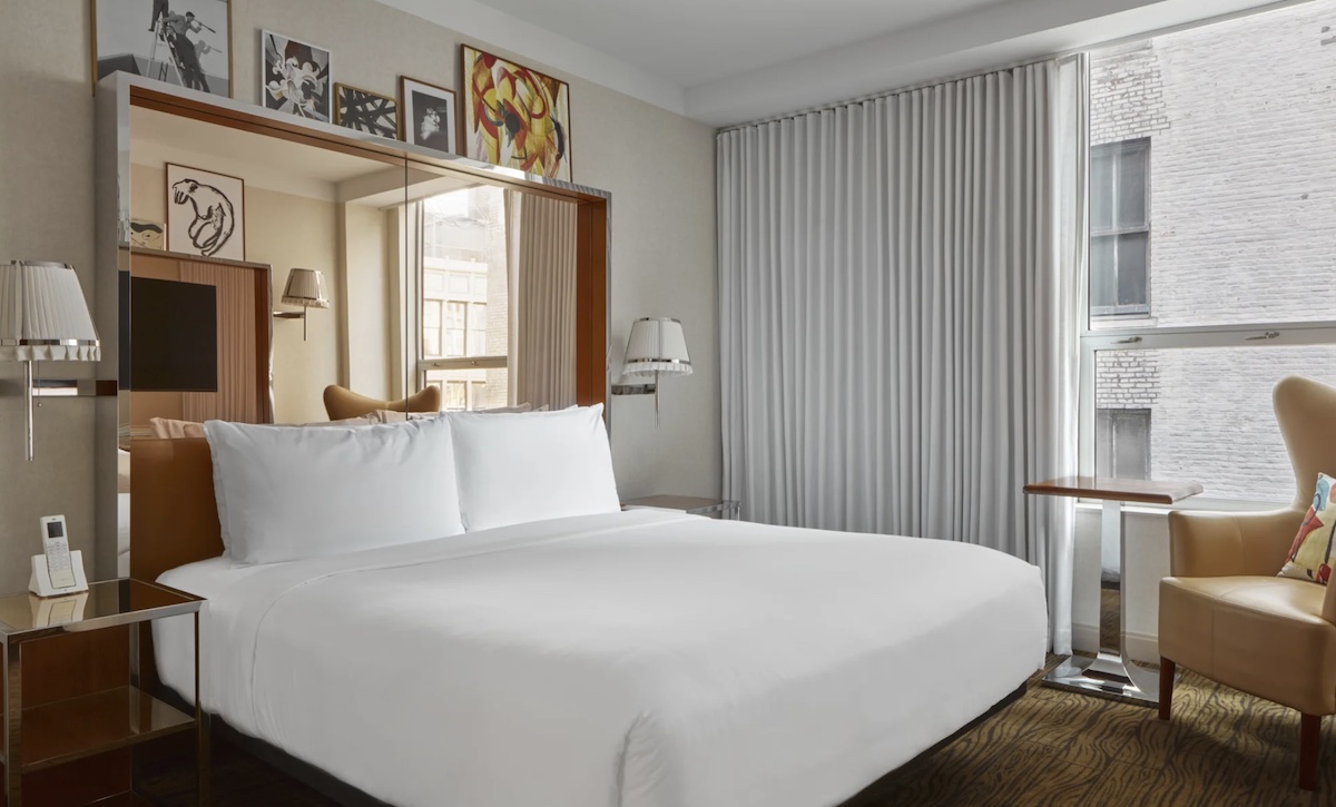 Hotel Park Ave contemporary guestroom