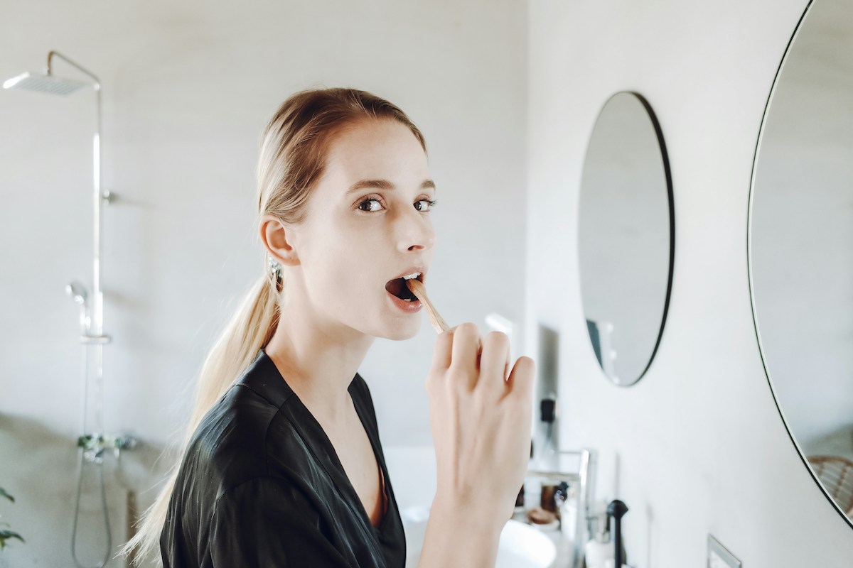 Diabetes control and its impact on gum bleeding