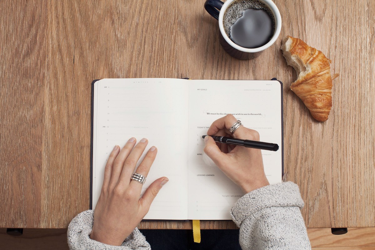 Oral health benefits of keeping a food diary